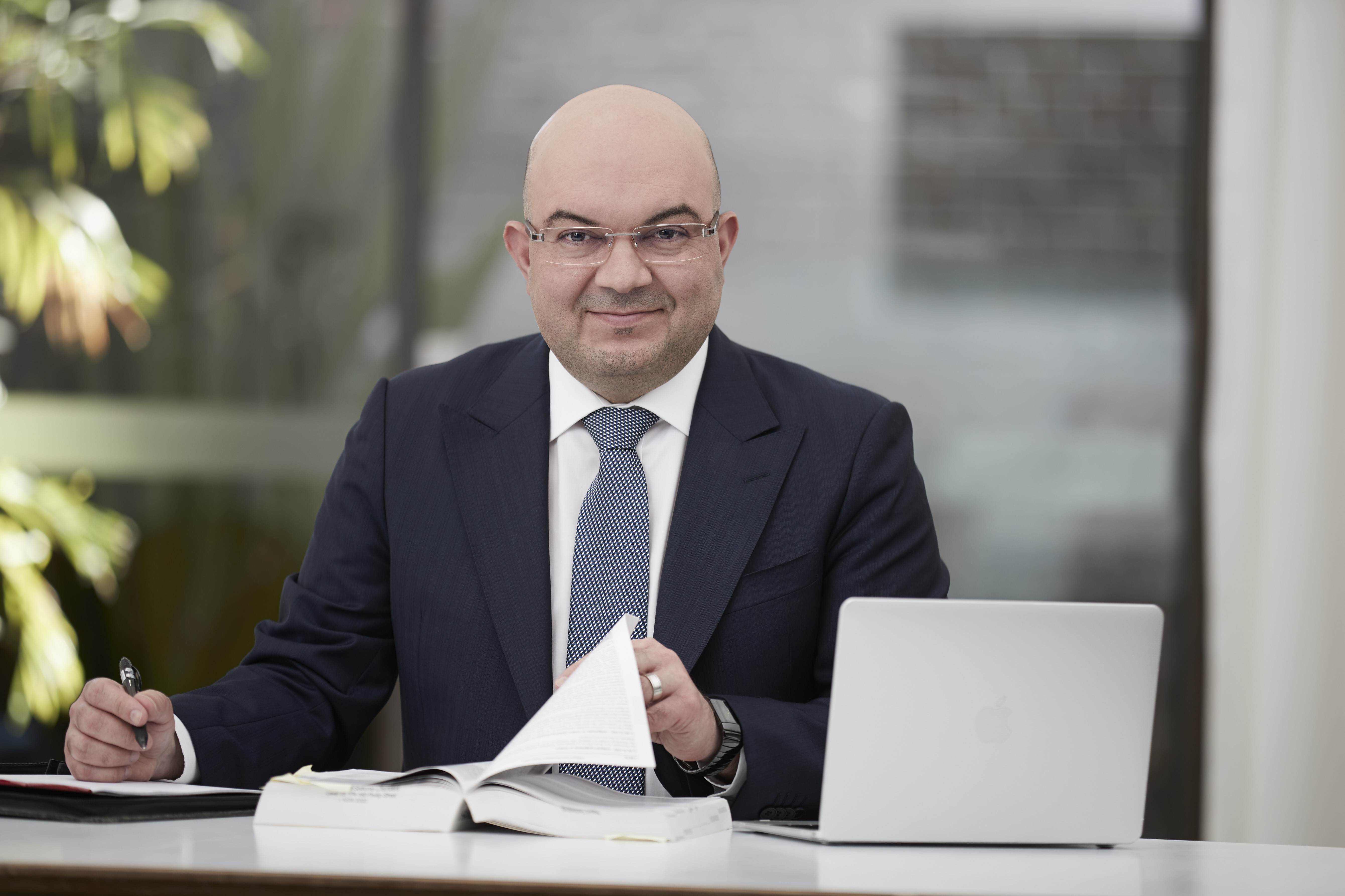 Navid Sedaghati - Sydney Barrister - About Profile Image
